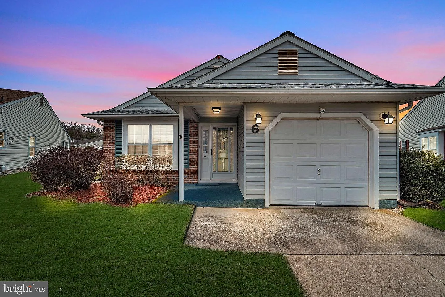 6 E Cortland Ct photo 1