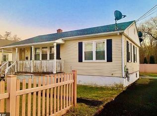 196 Chester St, New London, CT 06320