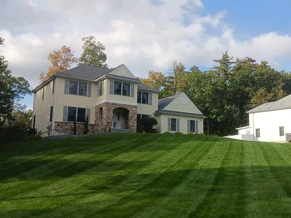 106 Arbor Way, Stroudsburg, PA 18360