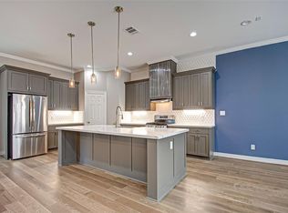 5528 Larkin St #B, Houston, TX 77007