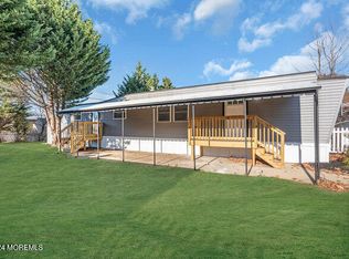 87 Locust Grv, Hazlet, NJ 07730