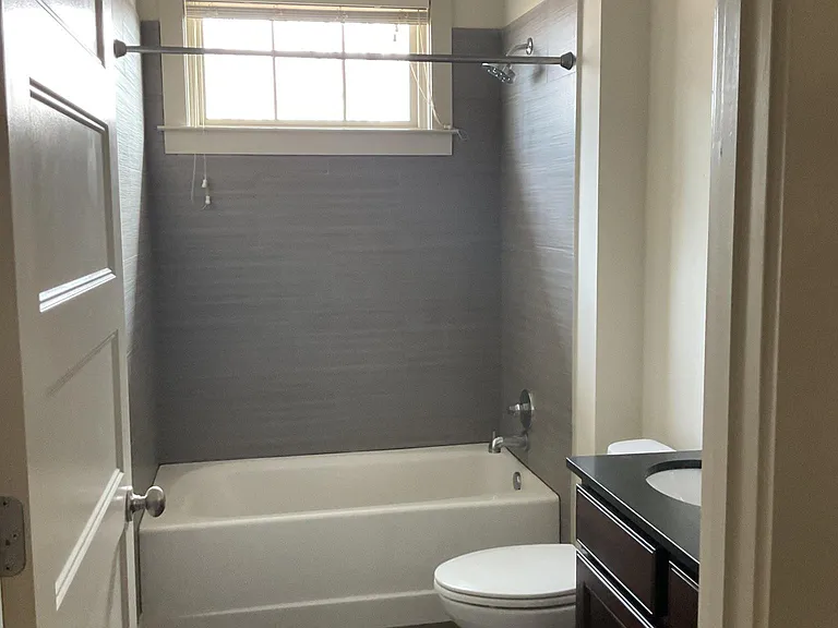 601 Spanish Town Rd #A — Photo 8