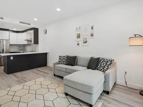 1238 63rd Street image 4 of 29