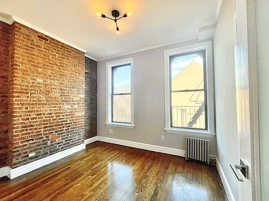 Rented by Century 21 Premier  | media 2