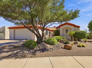903 W Belltower Dr, Green Valley, AZ 85614