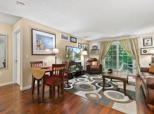 2 Oak Hill Ln APT 203, Nashua, NH 03062