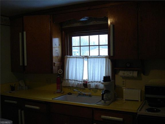 4th image of 198 W Satin St
