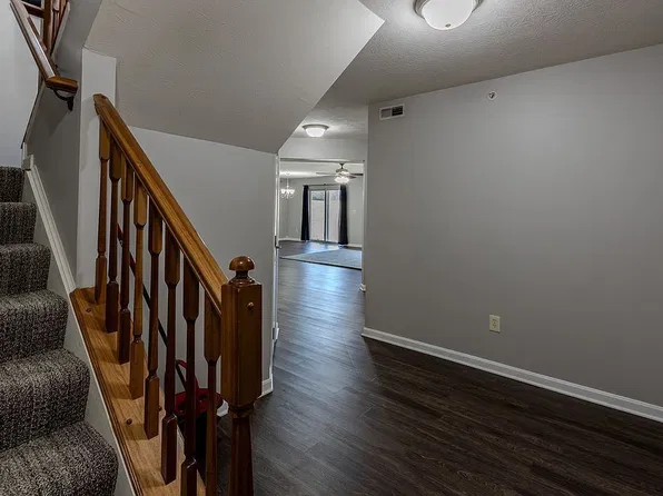 1772 Mimosa Trl, Florence, KY 41042