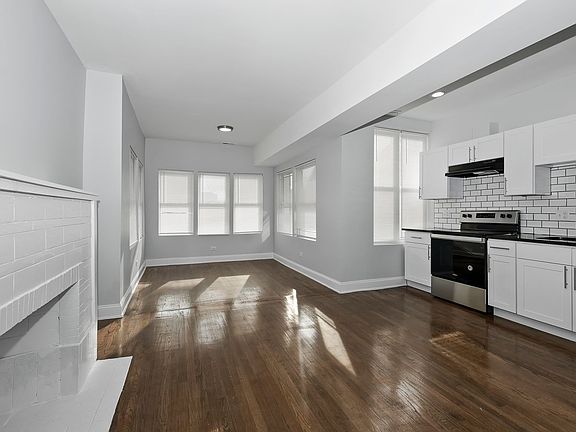 3rd image of 430 E 44th St #12