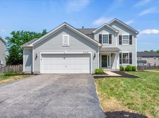2446 Sir Barton Ln, Montgomery, IL 60538