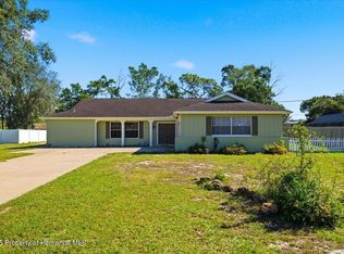 5412 Lloyd Dr, Weeki Wachee, FL 34607