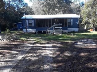 214 Lakeview Way, Interlachen, FL 32148