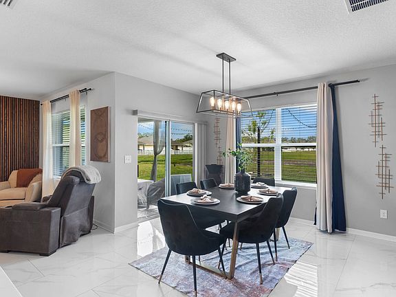 4th image of 36033 Jenny Lynne Cir