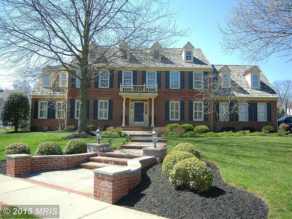 1st image of 15601 Lawnes Creek Ct