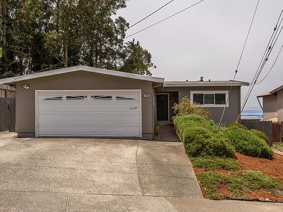 5th image of 1080 Crespi Dr