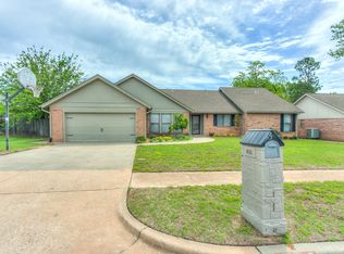411 Kensington Rd, Norman, OK 73072