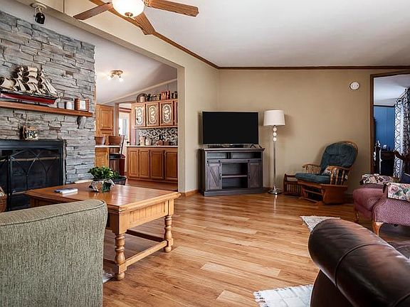 3rd image of 8511 Fig Tree Ln