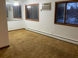 859 Jefferson Ave APT 6, Elgin, IL 60120