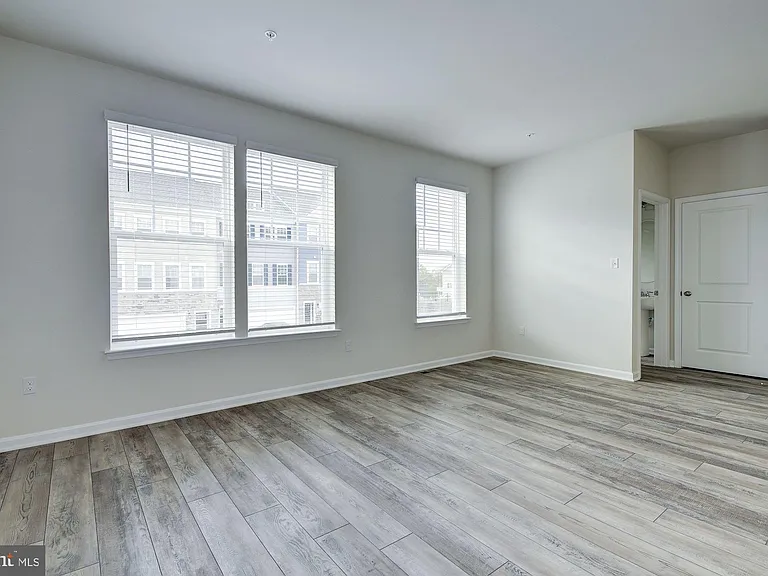 3012 Cardinal Bluff Ct — Photo 4