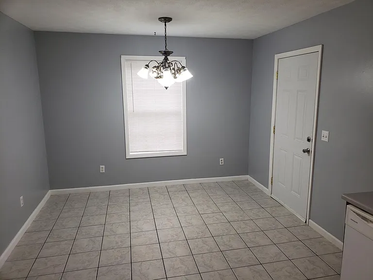 1069 Merrick Dr #1 — Photo 5