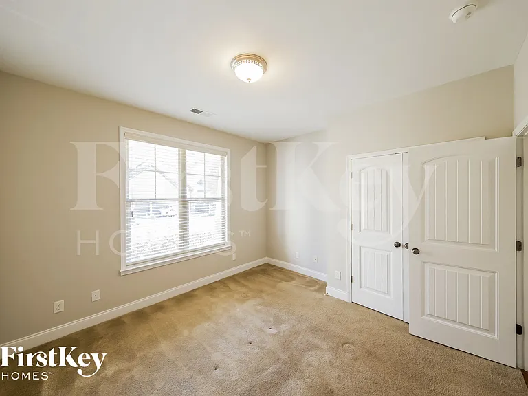 5537 Park Side Cir — Photo 12