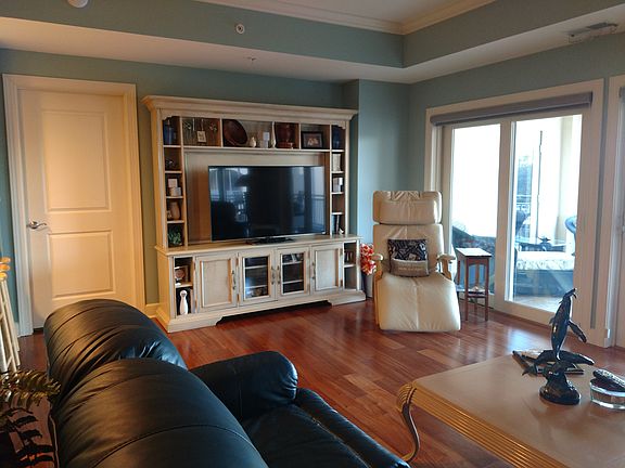 5th image of 9 Shelter Cove Ln APT 408