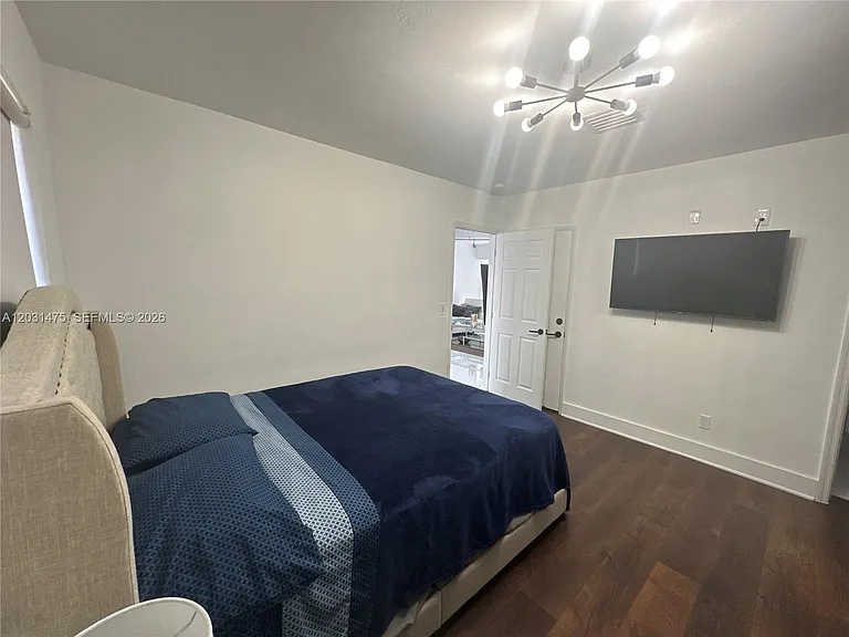 21230 NE 24th Ct — Photo 17