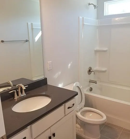 2 Ezekiel St — Photo 11