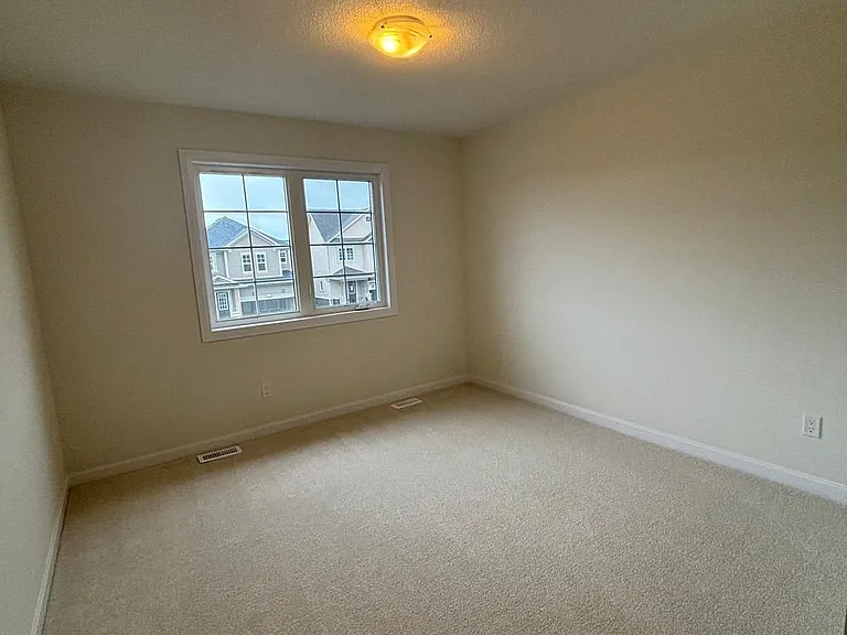 80 Oakmont Dr — Photo 23