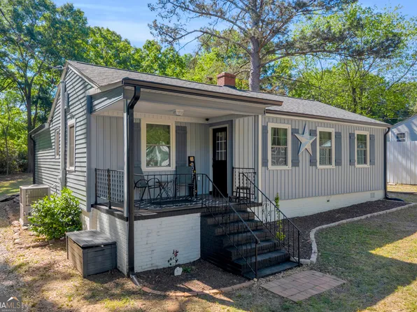 106 Hart Ter, Hartwell, GA 30643