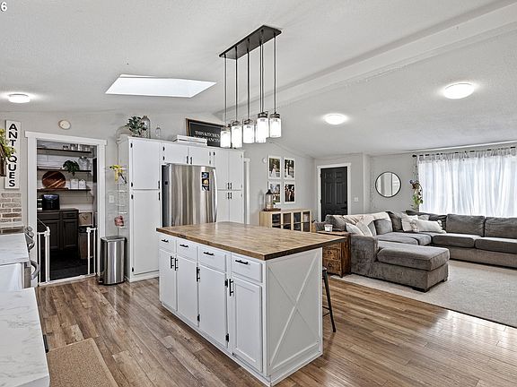 4th image of 83149 Mickelson Rd