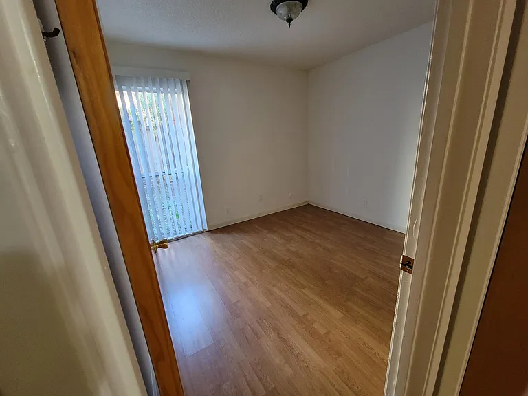 1607 Milvia St #1 — Photo 5