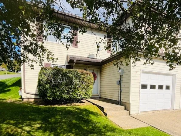 2 Addison Ct, Binghamton, NY 13904
