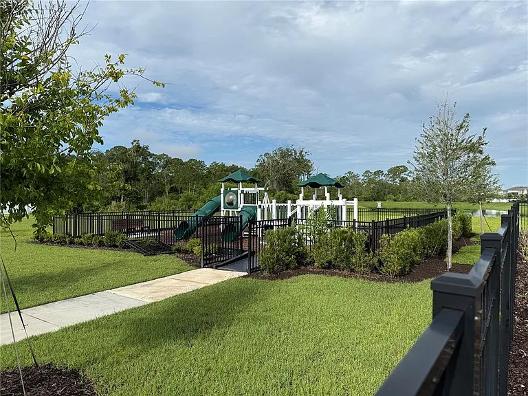 5029 Grand Teton Ct — Photo 16