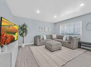 5581 Spinnaker Dr APT 1, San Jose, CA