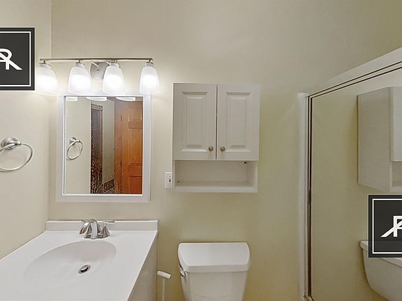 4th image of 8 Carmel St #3