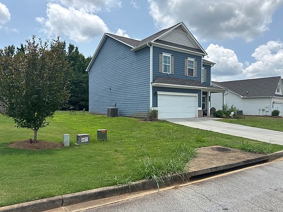 2nd image of 105 Kaitlyn Cir