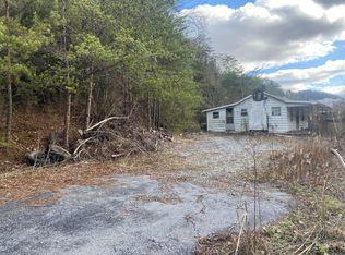 1986 Bristol Hwy, Watauga, TN 37694