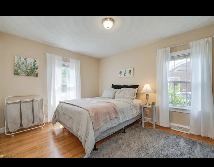 4216 River Shore Rd — Photo 2