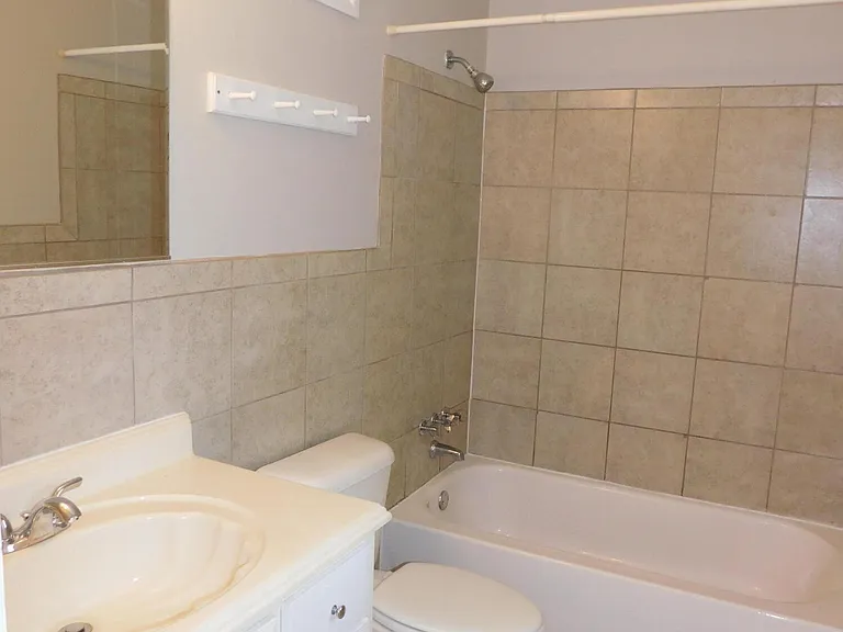 2921 Stratford Dr — Photo 20