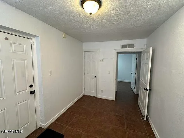 4222 Pershing Dr — Photo 21