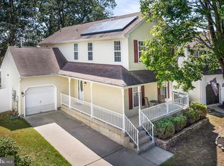 4 Bromley Ct, Atco, NJ 08004