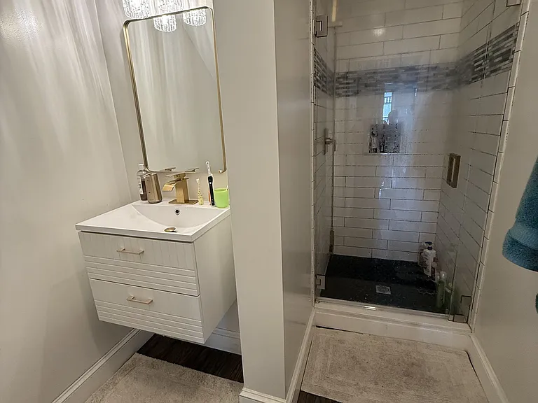 23-25 Grampian Way #25 — Photo 15