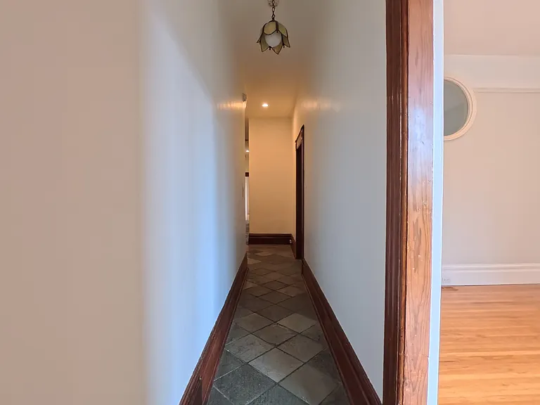 1818 Webster St — Photo 5