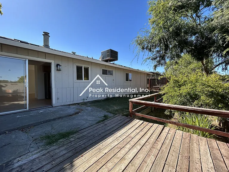 6328 Bonham Cir — Photo 29