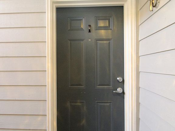 3rd image of 5010 N Maryland Ave #10