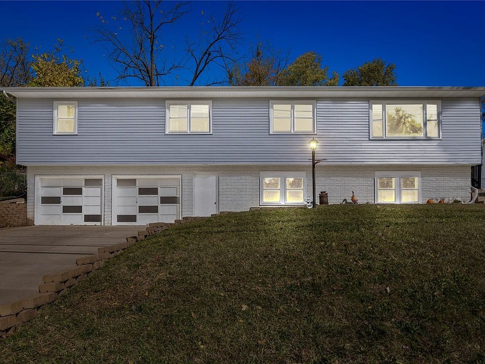1st image of 949 Westwood Dr NW