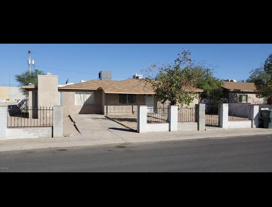 1st image of 950 W Calle De Casas Lindas
