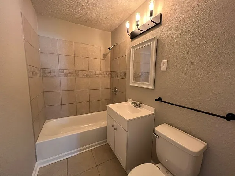 2277 Zanone Ave — Photo 3