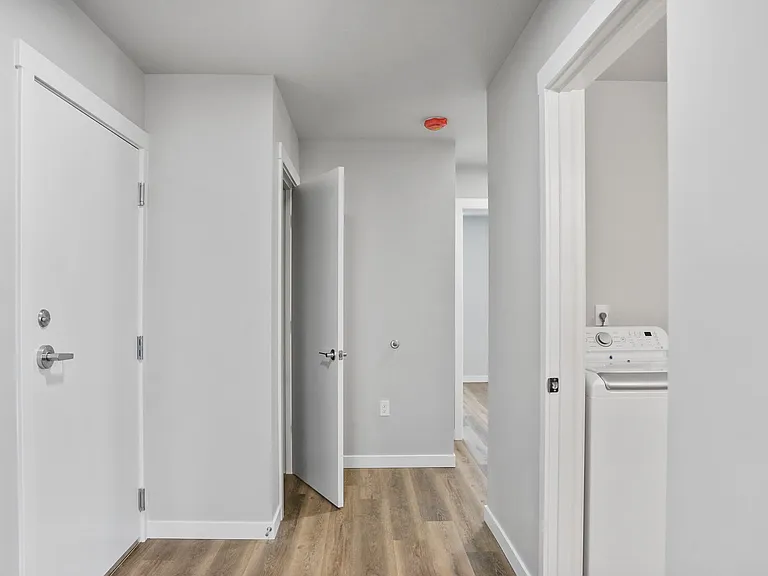 Fisher Park Apartments — Photo 22